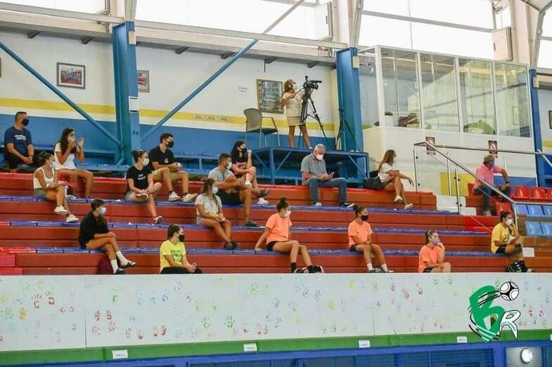 Solo podrán asistir 160 personas (Foto TA)